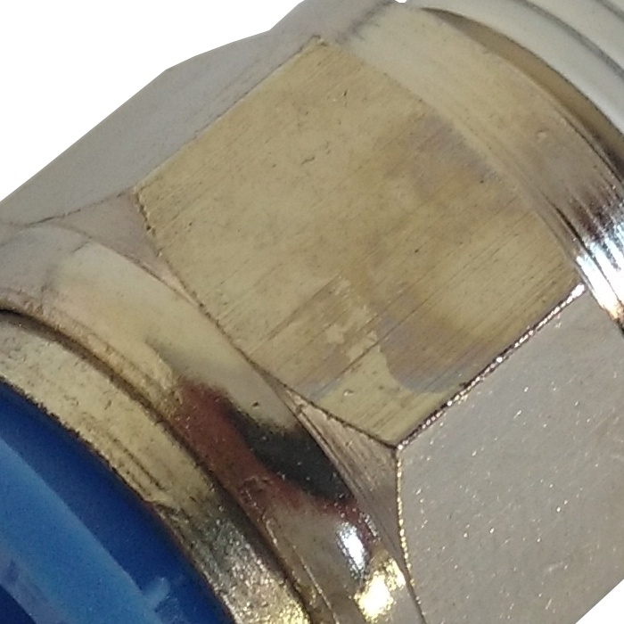 Conector reto tubo 10 x rosca macho 3/8